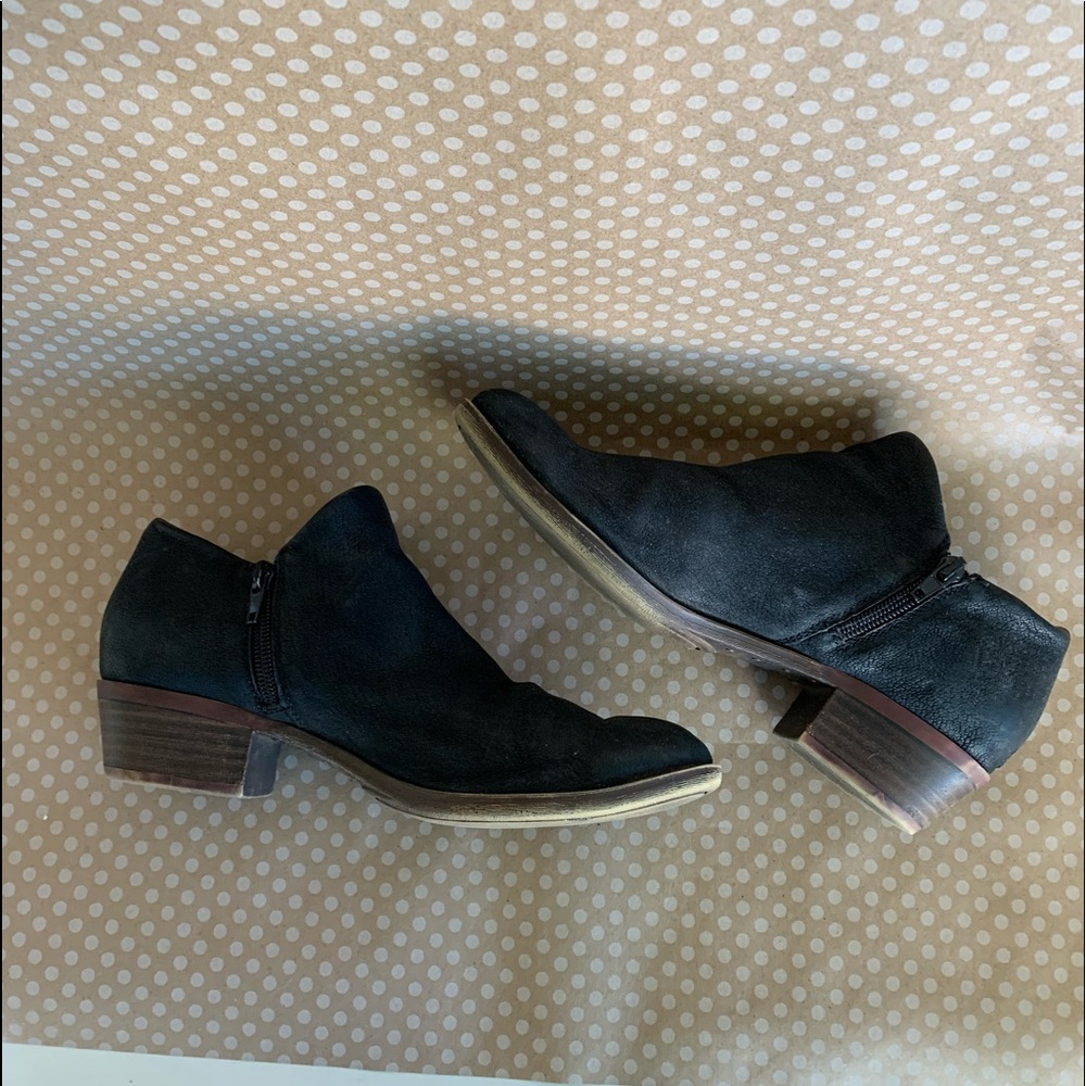 Lucky Brand Leather 7.5